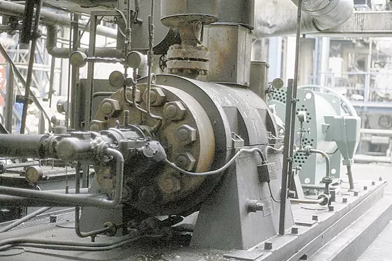 Mechanical seals installed on residual oil pump equipment in an industrial facility in Germany.
