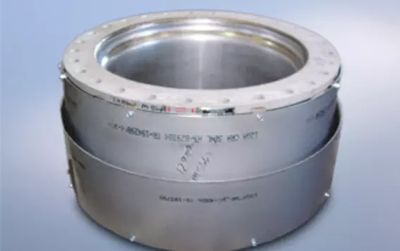 Metal expansion joint engineered for reliable sealing in chemical production processes in the United States.